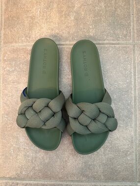 Rothy's Bubble Slides